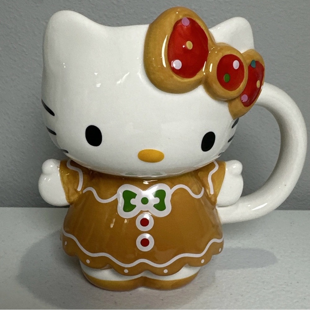 Hello Kitty Gingerbread
Christmas Mug cup Brand New!
Holiday Gift Coffee